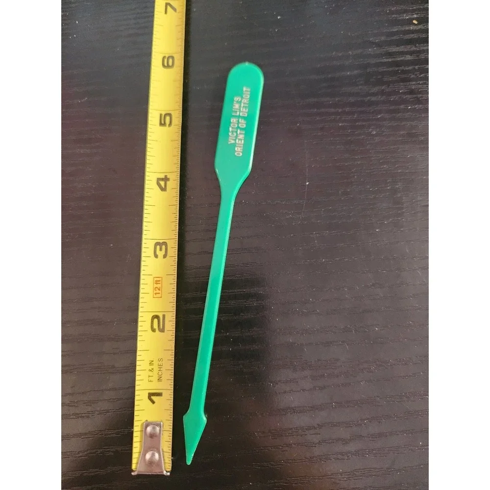 Vintage Victor Lim's Orient of Detroit Swizzle Stir Stick Green 6 In Barware